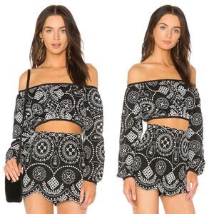 Alice McCall Top Anywhere Black White Embroidered Off the Shoulder Crop Top Sz 6